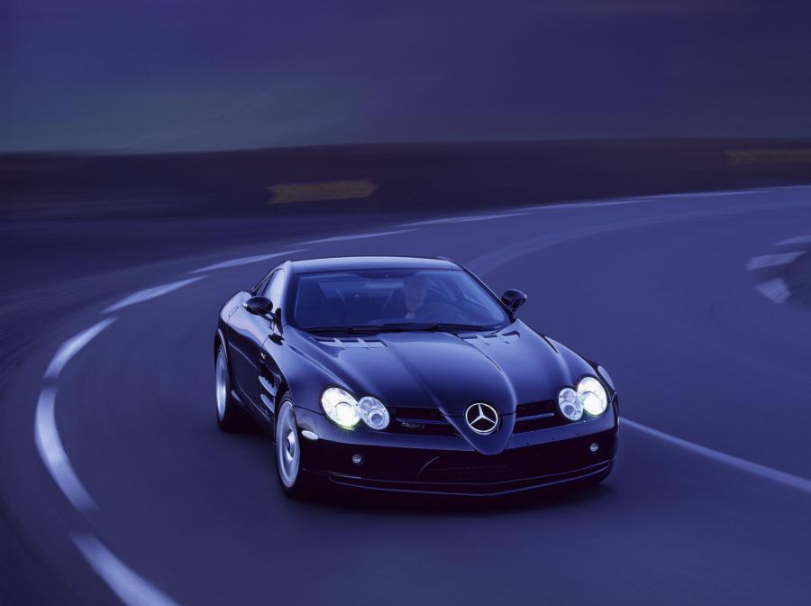  Mercedes-Benz SLR McLaren 2003 года  (фото 163 из 319)